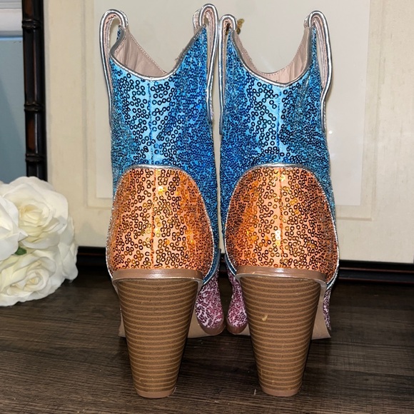 Cape Robbin Cowboy Western Ankle Heeled Boots Pointy Toe Sequin Slip-On NWOB 7.5 - Picture 5 of 13